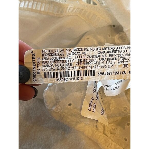 Zara White Cotton Lace Cut Out Cold Shoulder Blouse Size XS‎ - Picture 10 of 10